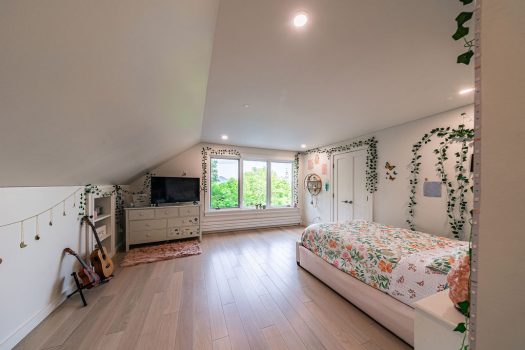 24 Dewey Mountain Road