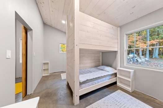 83 Mountain View Lane