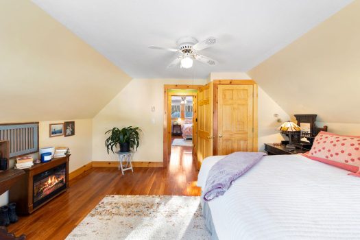 28 Cherry Lane, Lake Placid