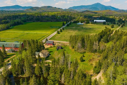 48 Maynard Road, Lake Placid