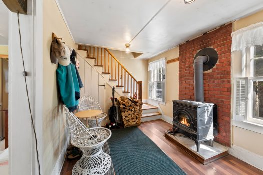 48 Maynard Road, Lake Placid