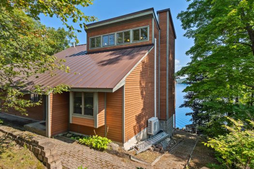 7 Sand Beach Point Road