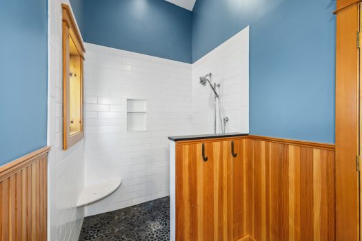 7 Sand Beach Point Road