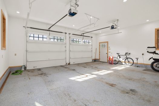 521 Mirror Lake Drive