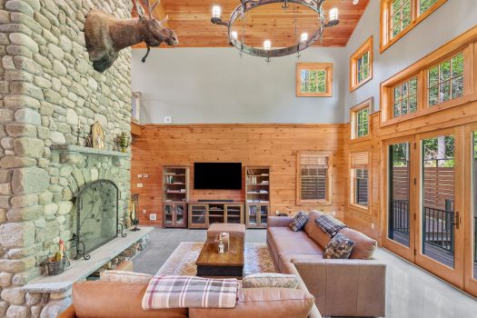 521 Mirror Lake Drive