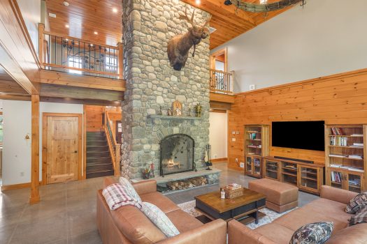 521 Mirror Lake Drive