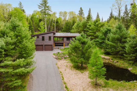 77 Deerwood Trail