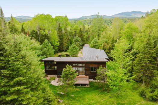 77 Deerwood Trail
